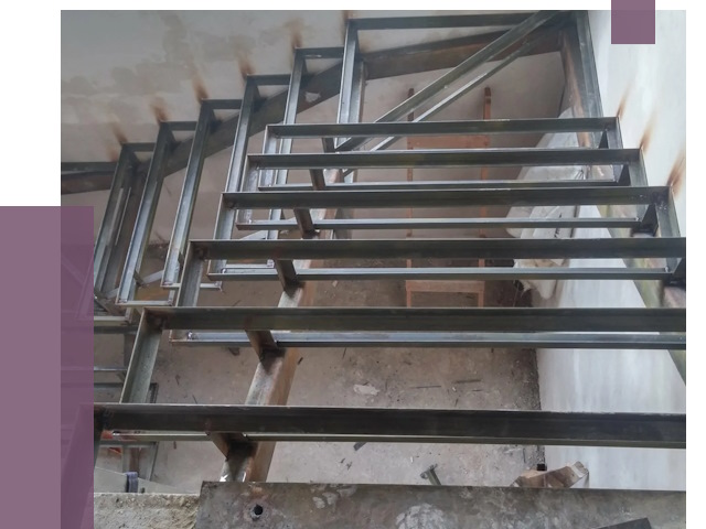 Демонтаж лестниц в Карпинске от 4313 руб. 