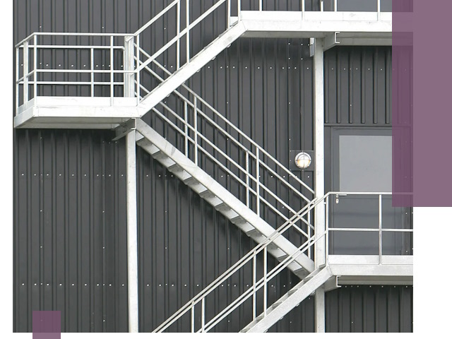 Изготовление и монтаж пожарных лестниц в Карпинске быстро и надежно