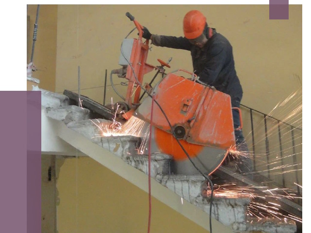 Демонтаж бетонных лестниц в Карпинске от 4621 руб. за м2 | ПРОЛЁТ-Кпн