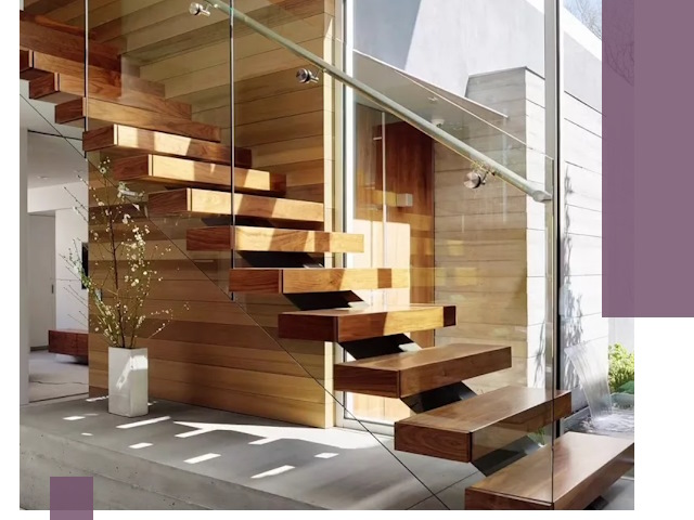 Современные лестницы на заказ в Карпинске — изготовление и монтаж