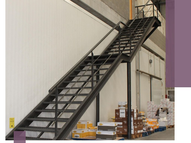 Лестницы для производства в Карпинске — изготовление и монтаж