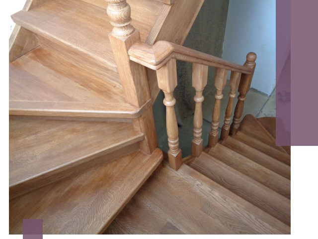 Дубовые лестницы под ключ в Карпинске: изготовление и монтаж