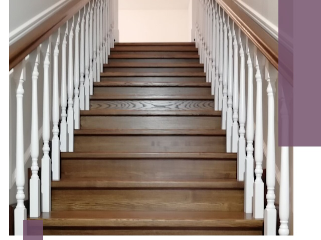 Лестницы из ясеня на заказ в Карпинске — изготовление и монтаж