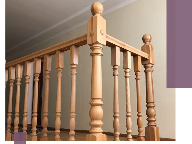 Деревянные перила на заказ в Карпинске: монтаж и изготовление