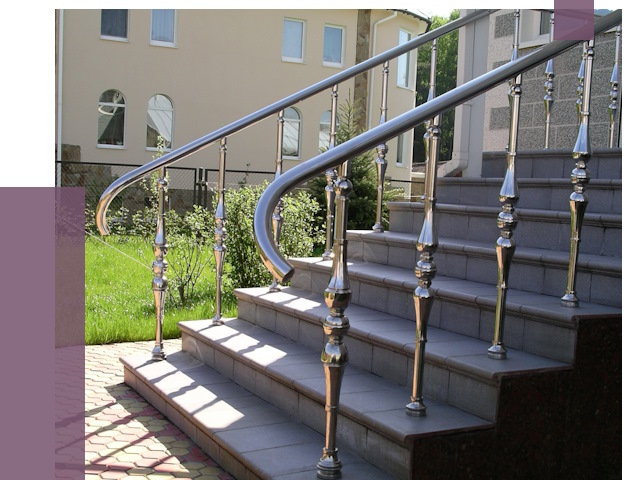 Перила для крыльца в Карпинске от 10781 руб. — монтаж ПРОЛЁТ-Кпн