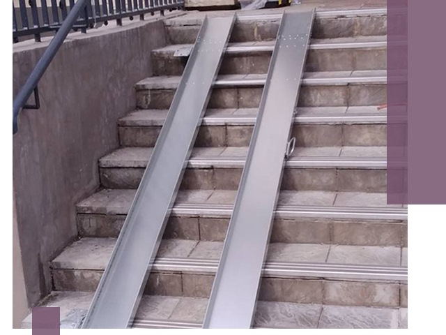 Демонтаж откидных пандусов профессионально в Карпинске