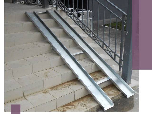 Пандусы для детских колясок в Карпинске: изготовление и монтаж