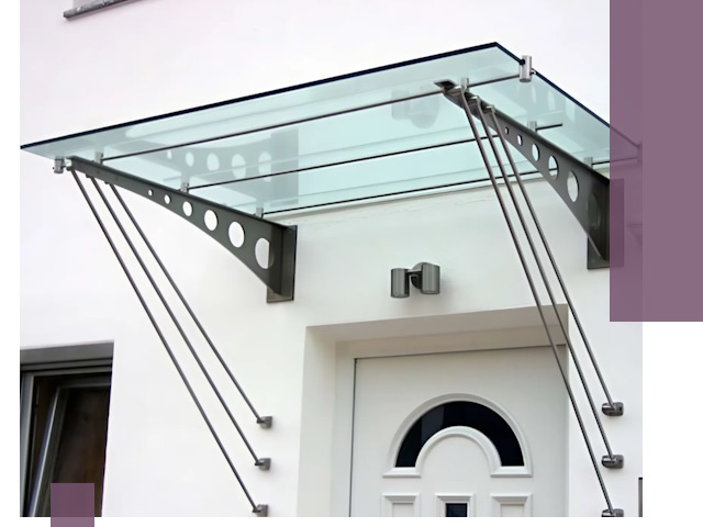 Козырьки над входом под ключ в Карпинске — изготовление и монтаж