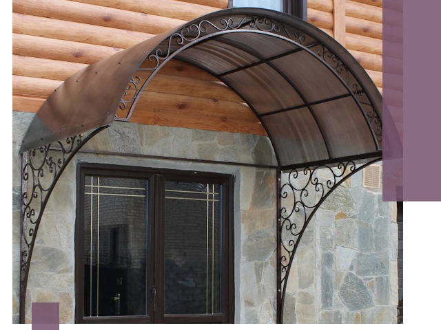 Арочные козырьки под ключ в Карпинске: изготовление и монтаж