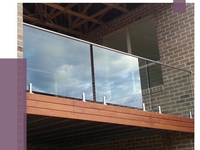 Стеклянные парапеты на крыше и террасе в Карпинске от 11552 руб. | ПРОЛЁТ-Кпн